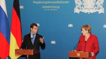 Меркель обещала помочь с вопросом возможной отмены виз между РФ и ЕС