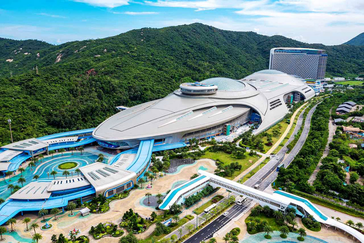 Крупнейший в мире крытый тематический парк, Чжухай, Китай (+ВИДЕО)