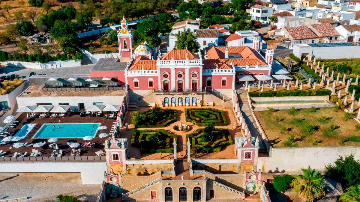 Отели мира: Pousada Palácio Estoi, Алгарве, Португалия