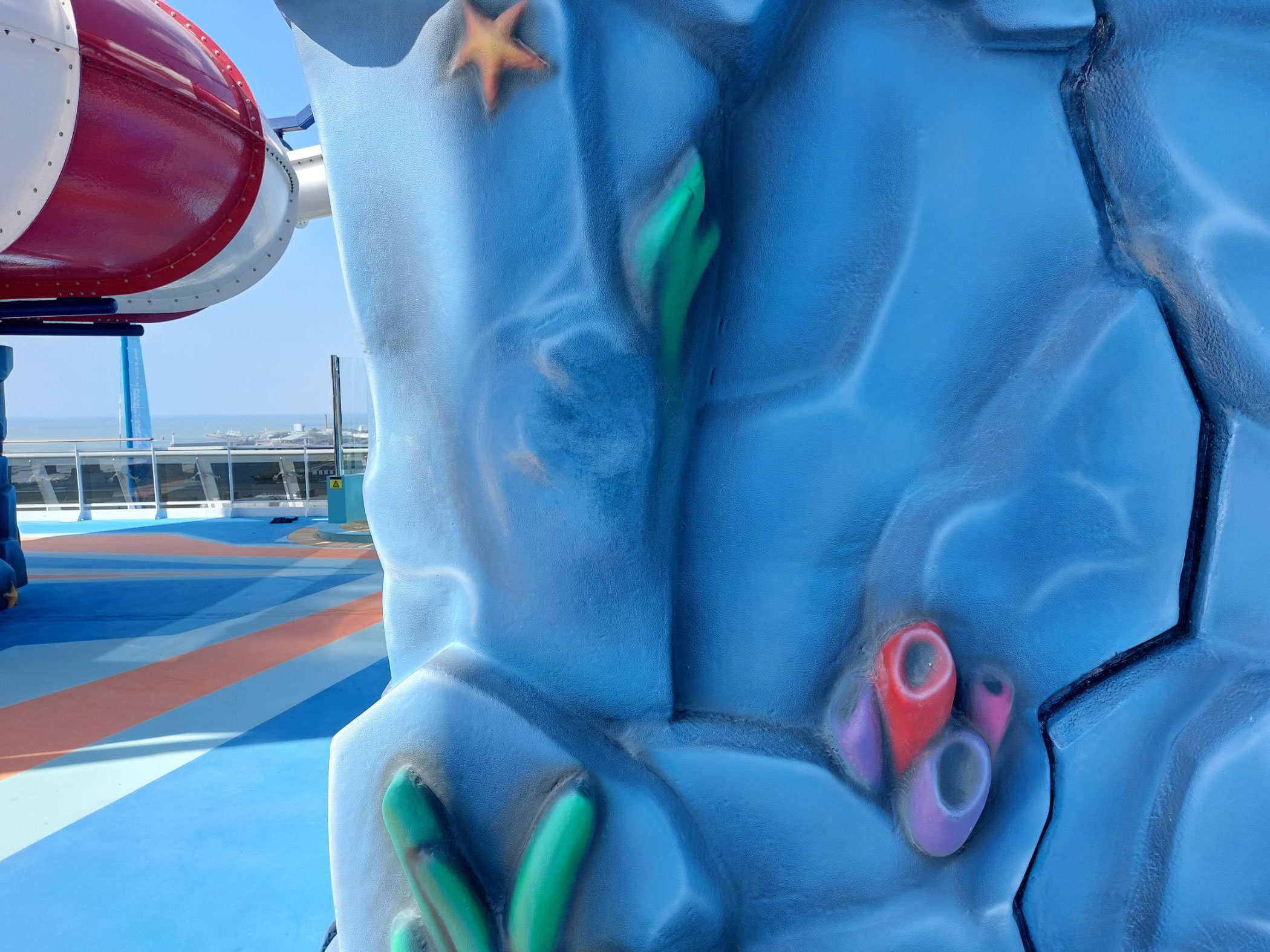 Theming_-the-art-of-creating-experiences-in-leisure-and-tourism-06