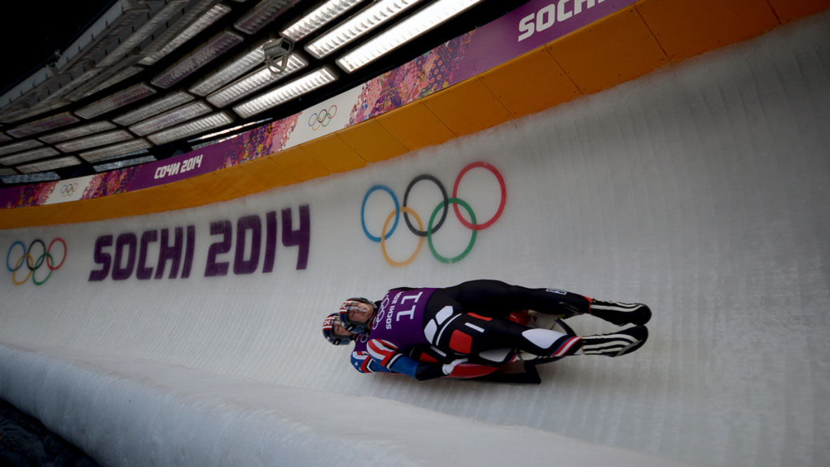 Водные горки и санный спорт: занятия, объединенные физикой